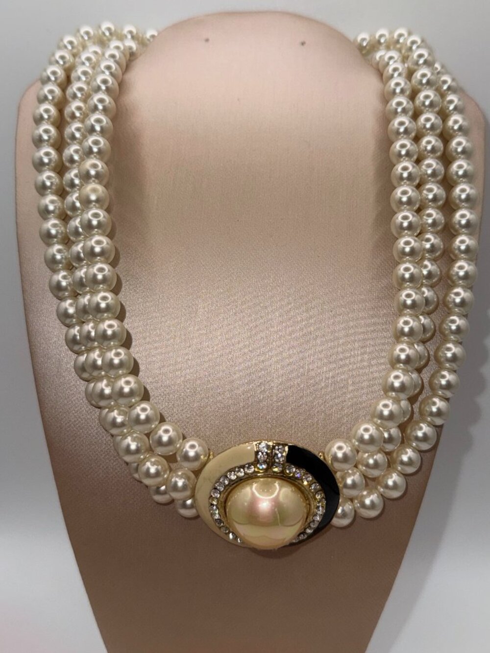 Vintage 3 Strand Faux Pearl Statement Necklace Rhinestone Enamel